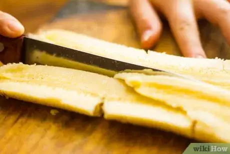 Image titled Make Banana Splits with Fruit Step 1