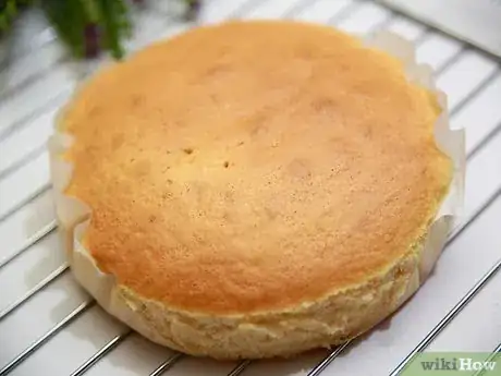 Image titled Make a Layer Cake Step 7