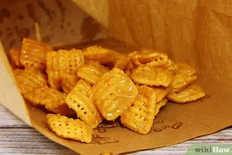 Image titled Make Easter Bunny Chow Mix Step 6