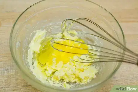 Image titled Make Strawberry Banana Cupcakes Step 8