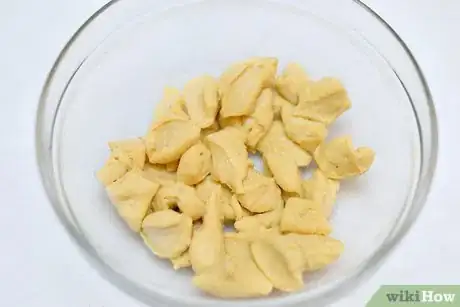 Image titled Make Slow Cooker Pizza Step 11