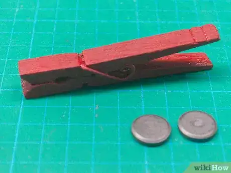 Image titled Make Refrigerator Magnets Step 23