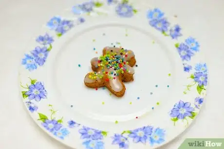 Image titled Make a Gingerbread Wreath Step 16
