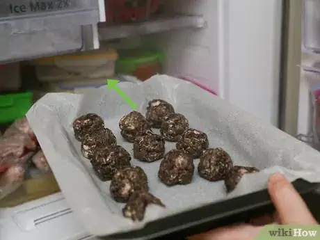 Image titled Make Oreo Cookie Balls Step 7