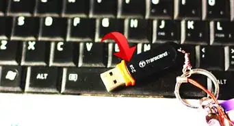 Back Up a Folder With a Flash Memory Drive