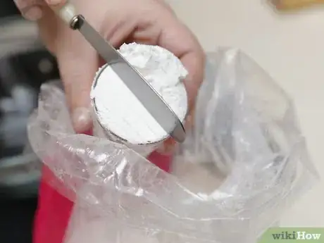 Image titled Measure Flour Step 4