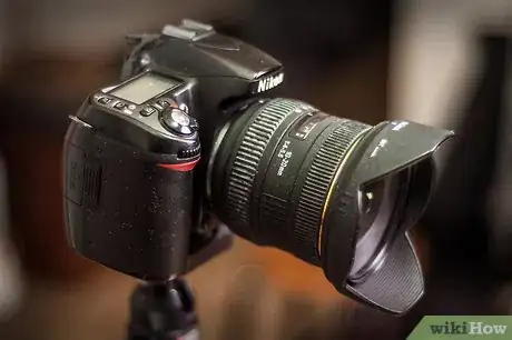 Image titled Use a Remote With Your Nikon D70 Step 3