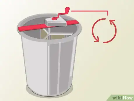 Image titled Harvest Honey Step 9