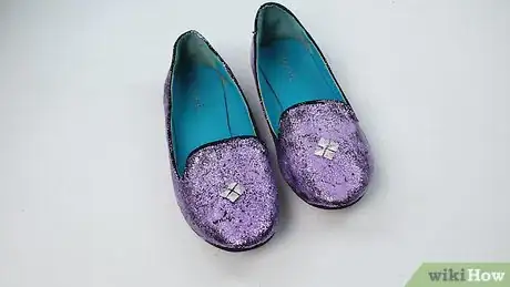 Image titled Make Glitter Shoes Step 14