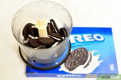 Image titled Make White Chocolate Cookie Truffles Step 1