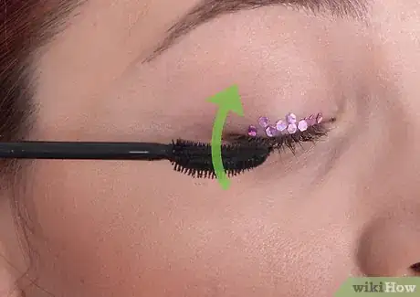 Image titled Do Sequin Eyelids Step 7