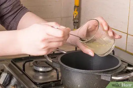 Image titled Use Nutritional Yeast for Soups Step 3