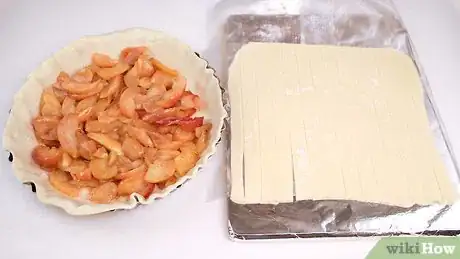 Image titled Lattice a Pie Step 12