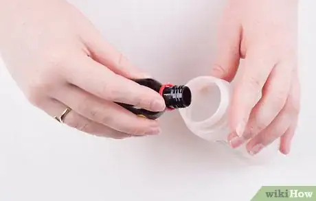 Image titled Temporarily Dye Hair With Food Dye Step 3