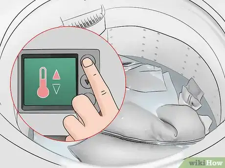 Image titled Prepare a Home for Visitors With Allergies Step 3