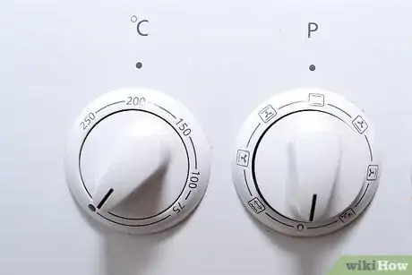 Image titled Fold and Bake Fish in Parchment Paper Step 8