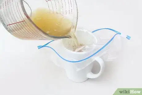 Image titled Freeze Bone Broth Step 6