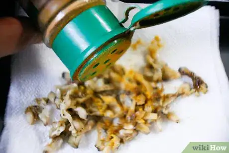 Image titled Cook Razor Clams Step 13