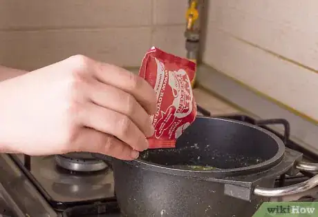 Image titled Use Nutritional Yeast for Soups Step 7