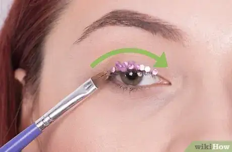Image titled Do Sequin Eyelids Step 6