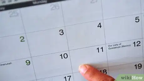 Image titled Empty a Trash Bin Step 1