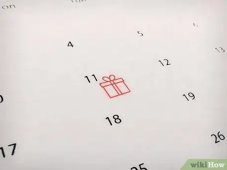 Image titled Keep a Bedroom Tidy Step 3