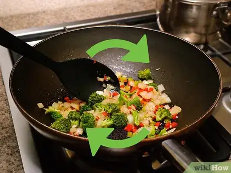 Image titled Make Leftover Vegetable Soup Step 14