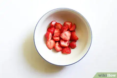 Image titled Serve Strawberries and Cream Step 1