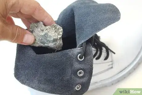 Image titled Make Upcycled Planters Step 21