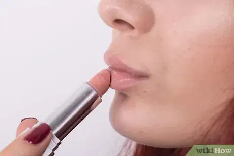 Image titled Do Sequin Eyelids Step 8