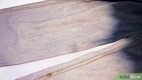 Image titled Dip Dye Jeans Step 16