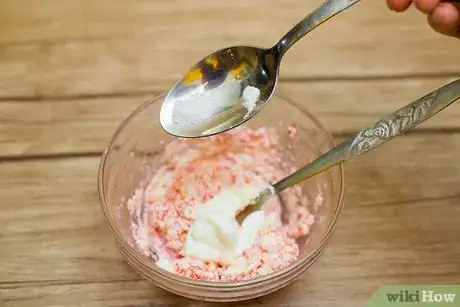 Image titled Make Homemade Strawberry Frosting Step 9