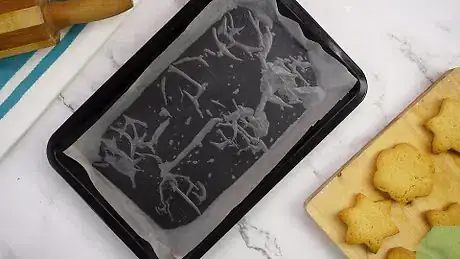 Image titled Keep Sugar Cookies from Spreading Step 11