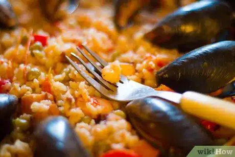 Image titled Cook Seafood Paella Step 9Bullet1