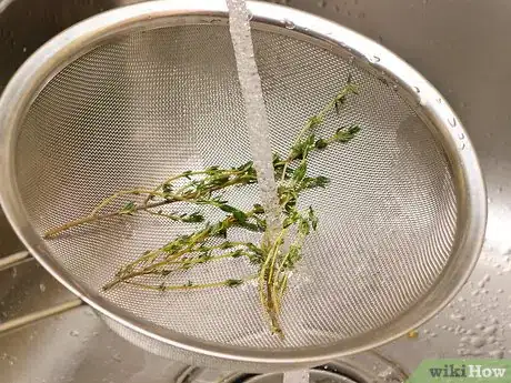 Image titled Prepare and Store Fresh Thyme Step 4