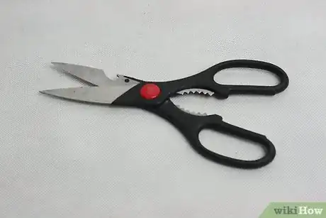 Image titled Make Toilet Paper Roll Art Step 3