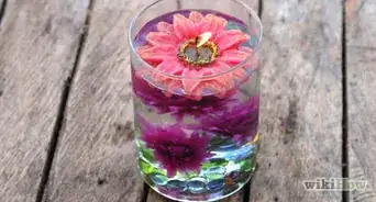 Make Elegant Centerpieces Using Distilled Water and Silk Flowers