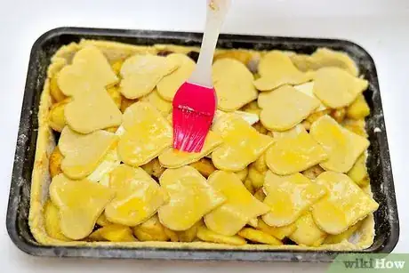 Image titled Make Apple Cranberry Slab Pie Step 6