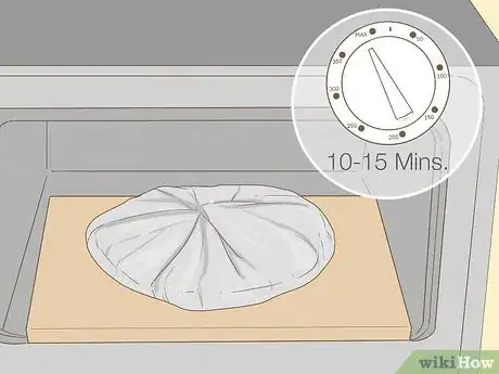 Image titled Keep Pizzas Warm Step 8.jpeg