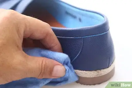 Image titled Clean Espadrilles Step 4