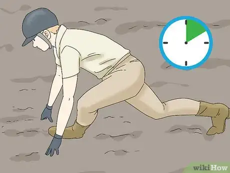 Image titled Ride a Horse With No Stirrups Step 1