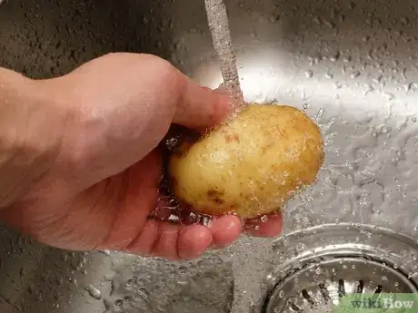 Image titled Make Roasted Potatoes on the Grill Step 1