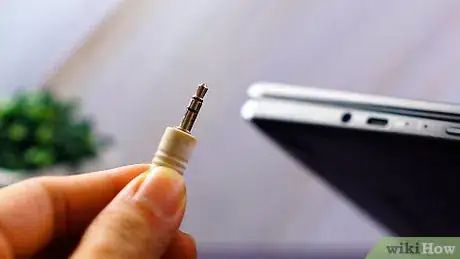 Image titled Clean an Aux Cord Step 1