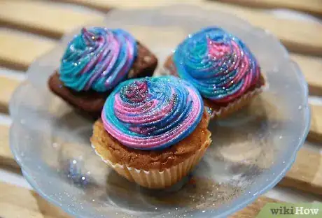 Image titled Make Galaxy Frosting Step 7