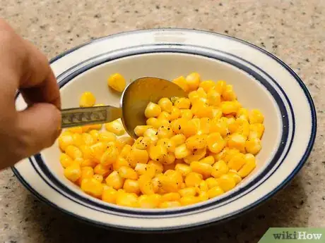 Image titled Cook Corn in the Microwave Step 8