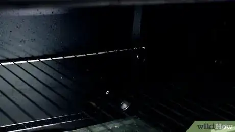 Image titled Keep a Pizza Warm in the Oven Step 1