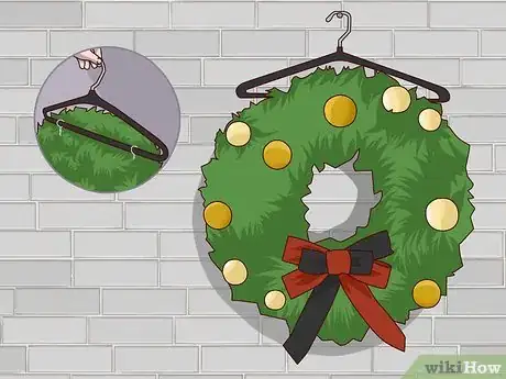 Image titled Store Christmas Wreaths Step 6