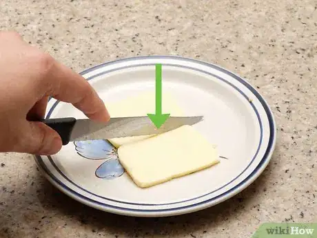 Image titled Make an Egg and Cheese Croissant Sandwich Step 11