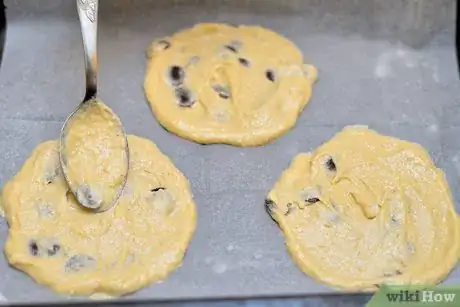 Image titled Make Chocolate Chip Cookie Cones Step 6