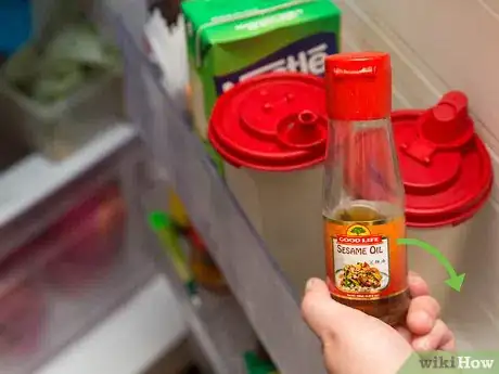 Image titled Store Cooking Oil Step 8